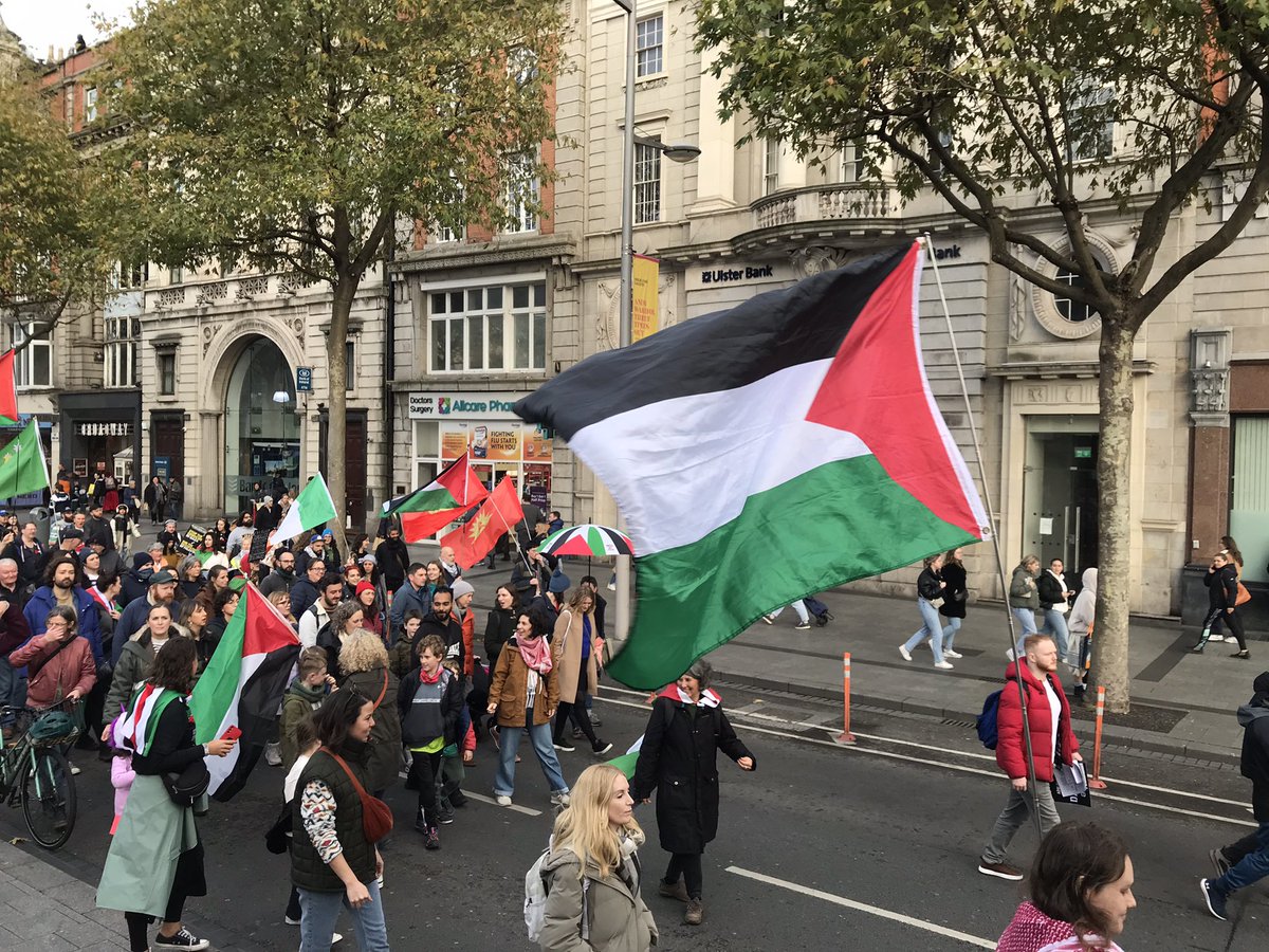 Trickstersworld's tweet photo. Was delighted to be asked to speak on the #PalCast about Ireland’s history of solidarity with Palestine by Dr @YousefAljamal and Helena Cobban.
It’s out now.
Apple: https://t.co/fDE42RrPUu
Spotify: https://t.co/fDE42RrPUu https://t.co/FpX8Y47Owl