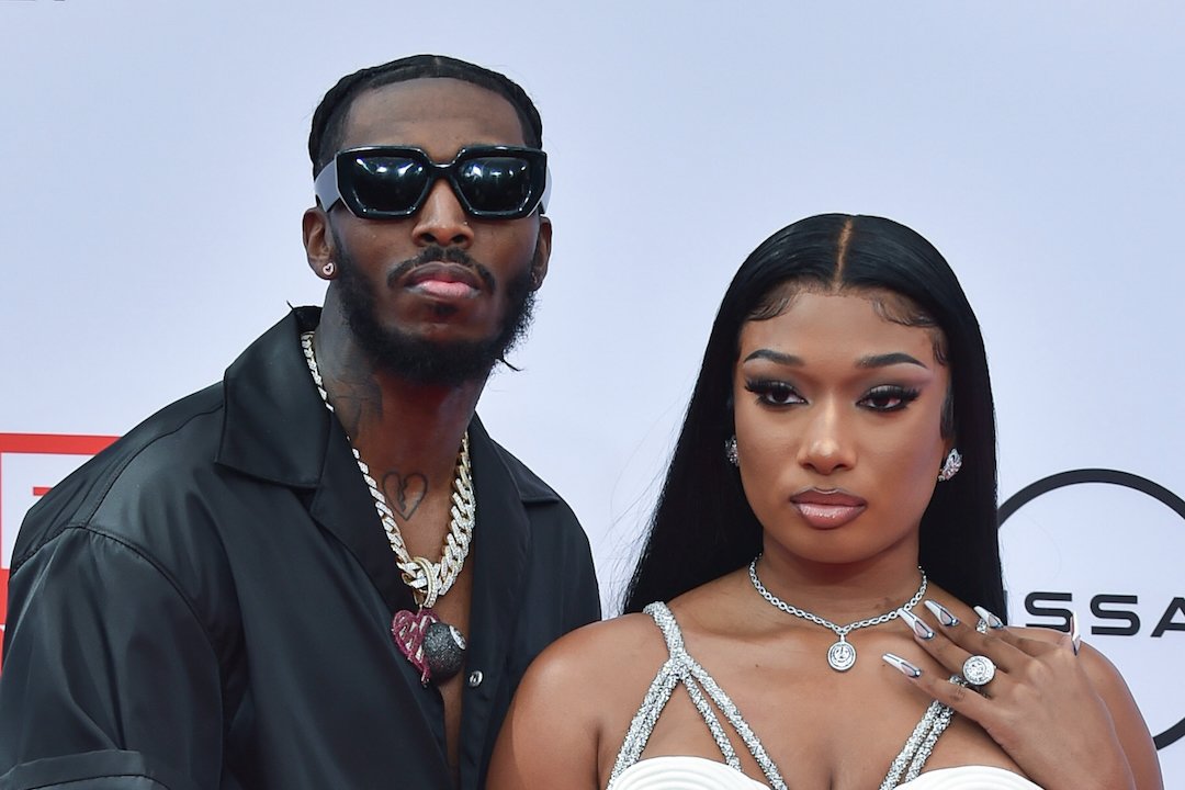 XXL's tweet photo. LISTEN: Pardison Fontaine accuses Megan Thee Stallion of cheating on new diss track "Thee Person."

"Had me beefin' with n***as you know you was f**kin'/Beautiful girl, but your soul is disgustin'..."

Listen to the song here:➡️ https://t.co/ERhKljI7Zg https://t.co/Re2IXWUchg