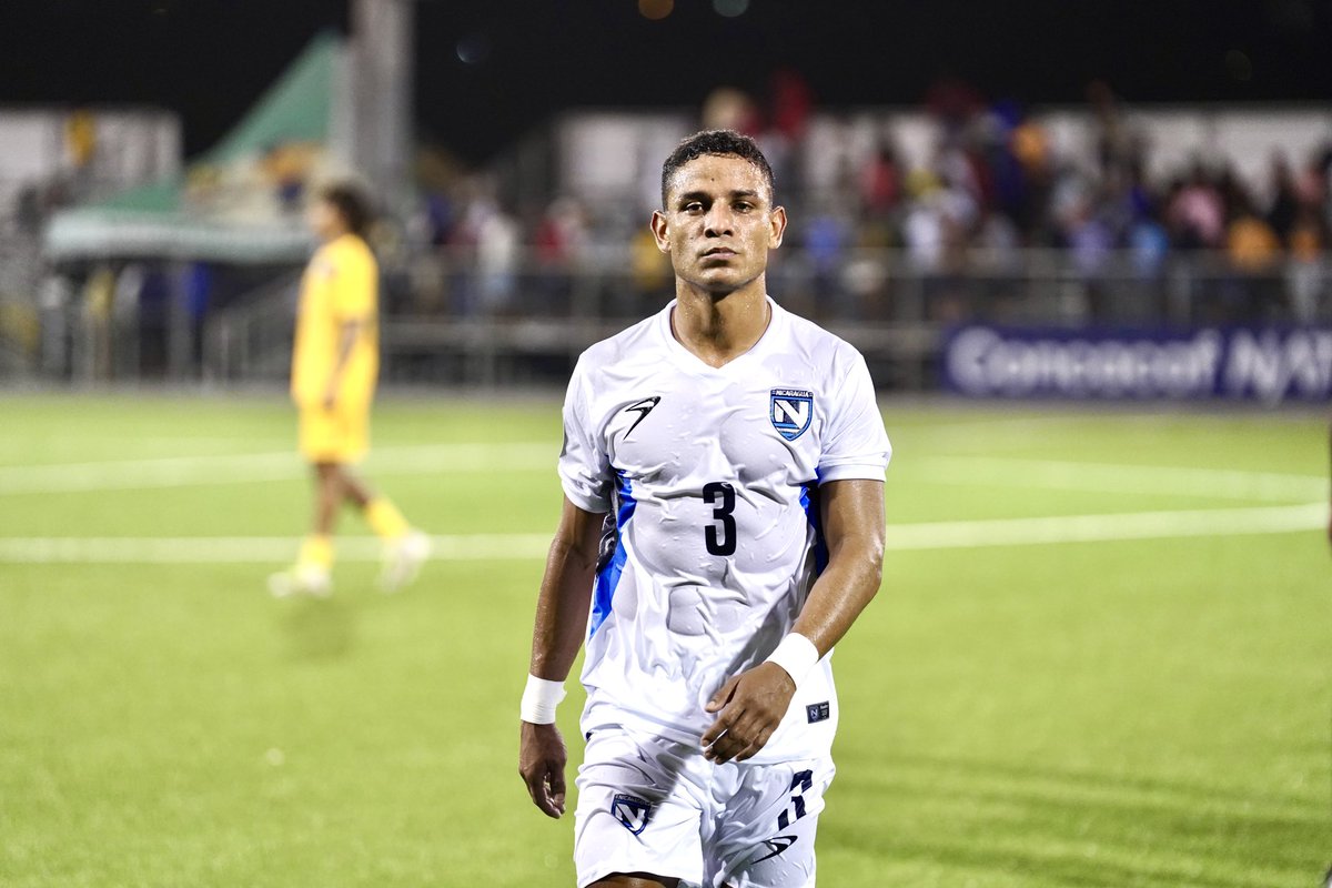 LaAzulyBlanco's tweet photo. + 1️⃣ 𝗗𝗲𝗯𝘂𝘁 + 2️⃣ 𝗻𝘂𝗲𝘃𝗼𝘀 𝗴𝗼𝗹𝗲𝗮𝗱𝗼𝗿𝗲𝘀 🥈

🆕 Jeffrey Chávez debuta 

⚽️ Junior Arteaga y Nextaly Rodríguez se estrenan con la 💙 https://t.co/dmT1r4y05d