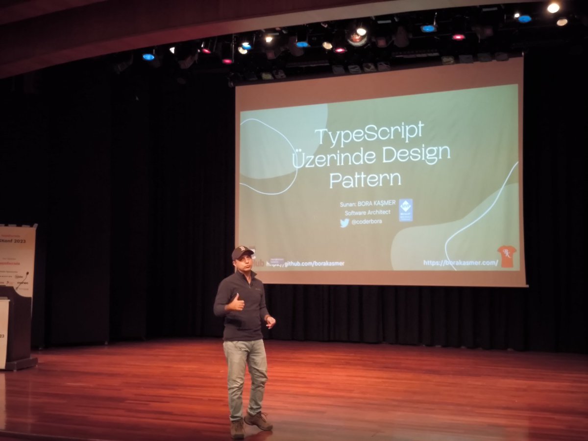 JSKonf'tan güzel anılarla dönüyorum! 📸 İnanılmaz konuşmalar ve enerjik bir atmosfer. Teşekkürler #JSKonf #JavaScript 👏