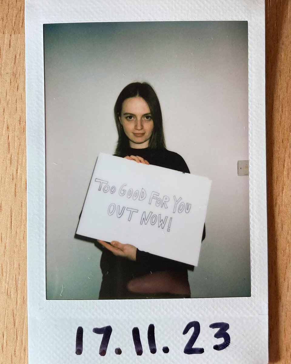 Too Good For You is OUT NOW!
I wrote this  song about realizing I needed to stand up for myself and know my worth.  I’ve felt stuck always being polite and pleasant in situations that  actually make me mad. I decided to say how I really felt!!

Listen: linktr.ee/esmebridie