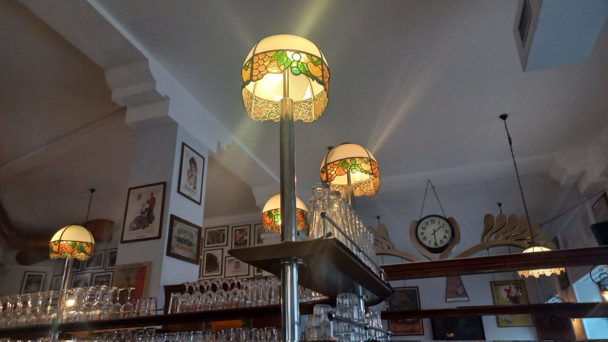 Simona_Ti's tweet photo. Bar storici..

#liberty #barmagenta 
#postibelli #Milano 💙 https://t.co/bRsnDt7Vcf