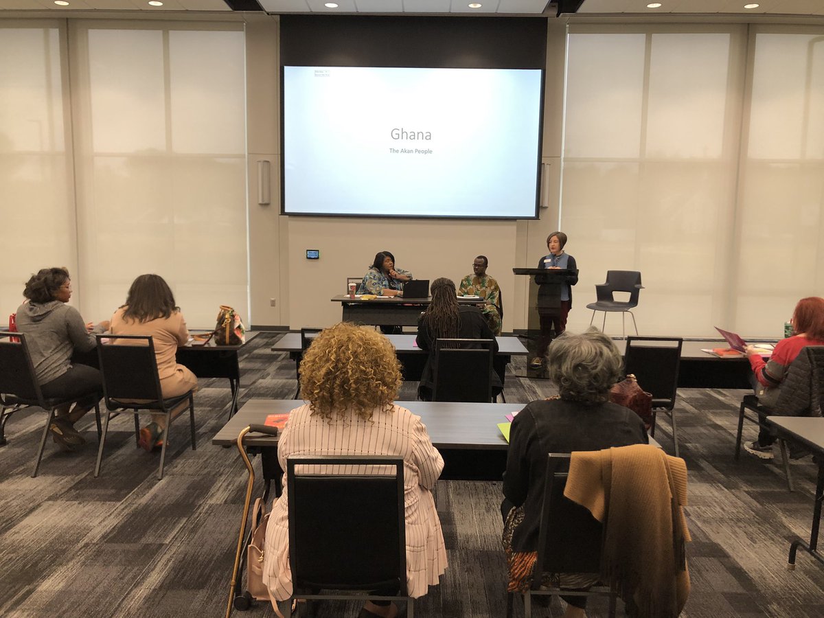 ALHumanities's tweet image. #LitLearning this morning in Huntsville with AHA’s workshop on Yaa Gyasi’s novel HOMEGOING and the power of knowing our roots. Thank you to our scholars for sharing: Dr. Kwaku Gyasi of @UAHuntsville , Dr. Charlotte Teague of @aamuedu, and William Hampton of Huntsville Revisited.