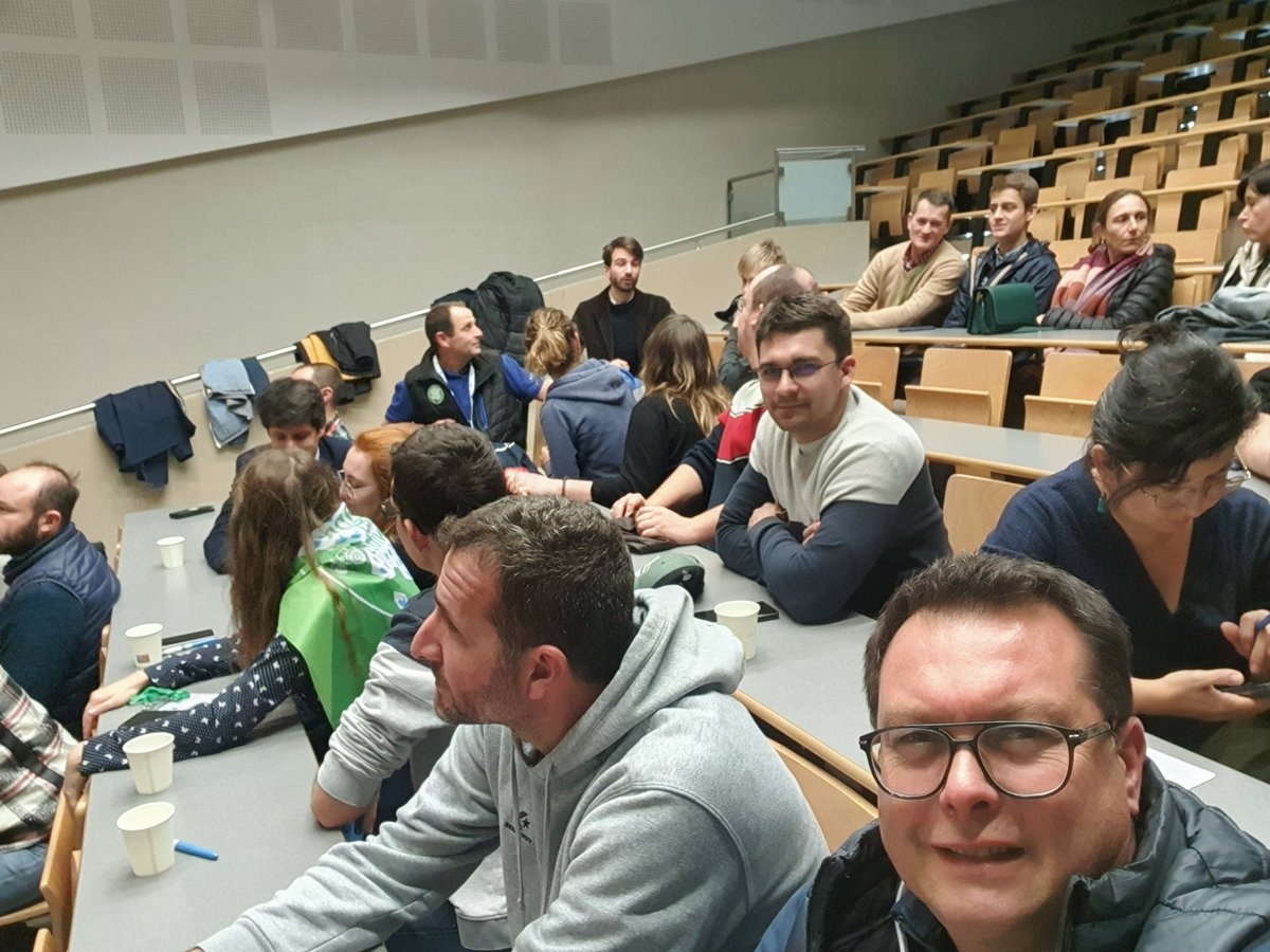 OlivierTHIBAUT5's tweet photo. C'est partie pour l'#AGFrAgTw2023
En IRL
En direct de ch'Nord
Ou bien sûr, il fait très beau 
#FrAgTw https://t.co/bAN7Se9f2H
