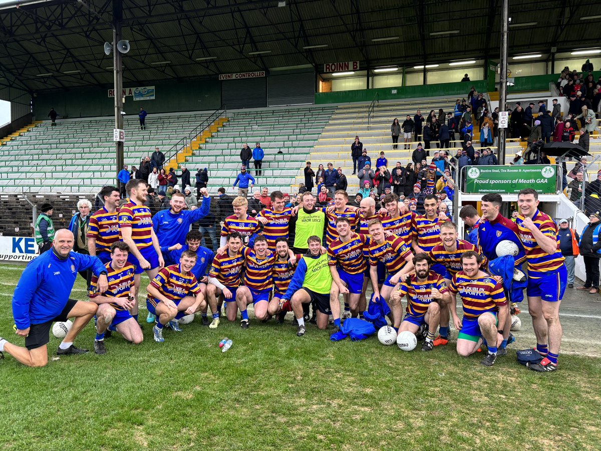 SineadConroy12's tweet photo. What a bunch of legends. Leinster final here we come โค๏ธ๐๐
#HeartAttackStuff
@ScoilCLG @DubGAAOfficial @gaaleinster https://t.co/tclIT6Z1ID