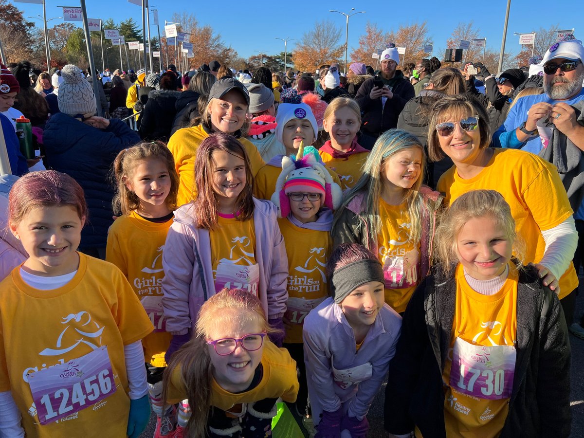 QASSchool's tweet photo. Way to go girls! So proud of these girls who worked all semester on GOTR! Thanks Mrs. Kurt and Mrs. Ronzio for all of your support and encouragement! https://t.co/TI3n0EZx60