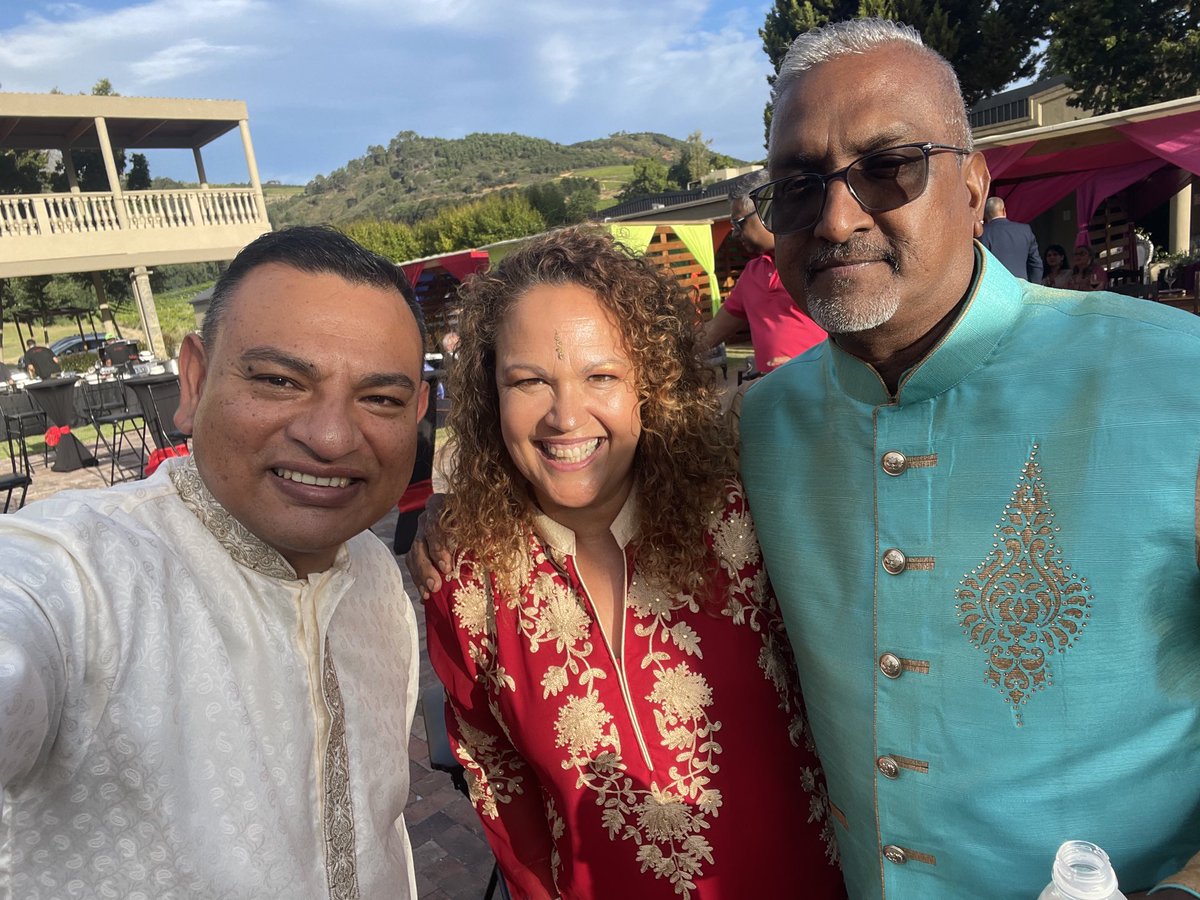 pedrorhode1's tweet photo. Diwali Ball Celebration ⁦@MorgenhofWines⁩, awesome vibe &amp; much fun. https://t.co/cx5aGF5OA8