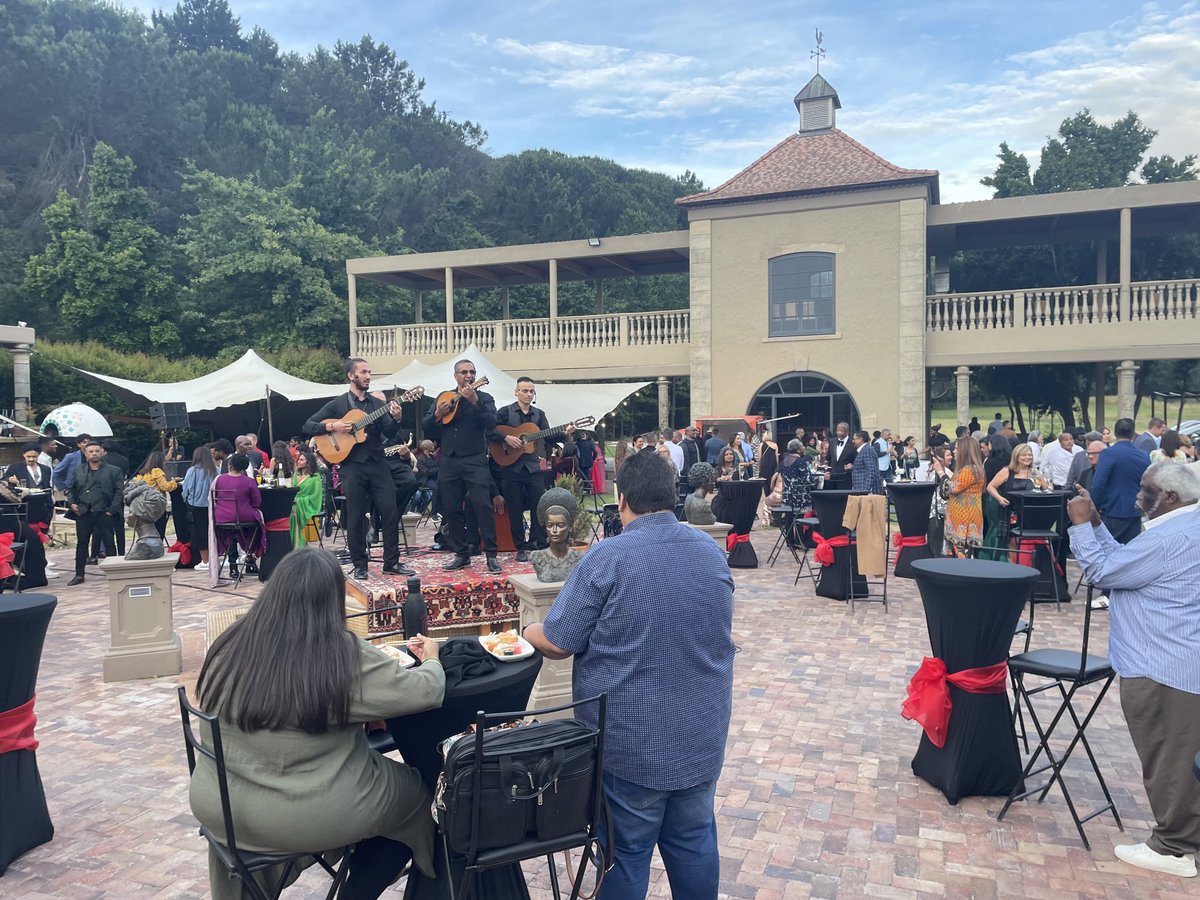 Diwali Ball Celebration ⁦<a href="/MorgenhofWines/">Morgenhof Wines</a>⁩, awesome vibe &amp; much fun.