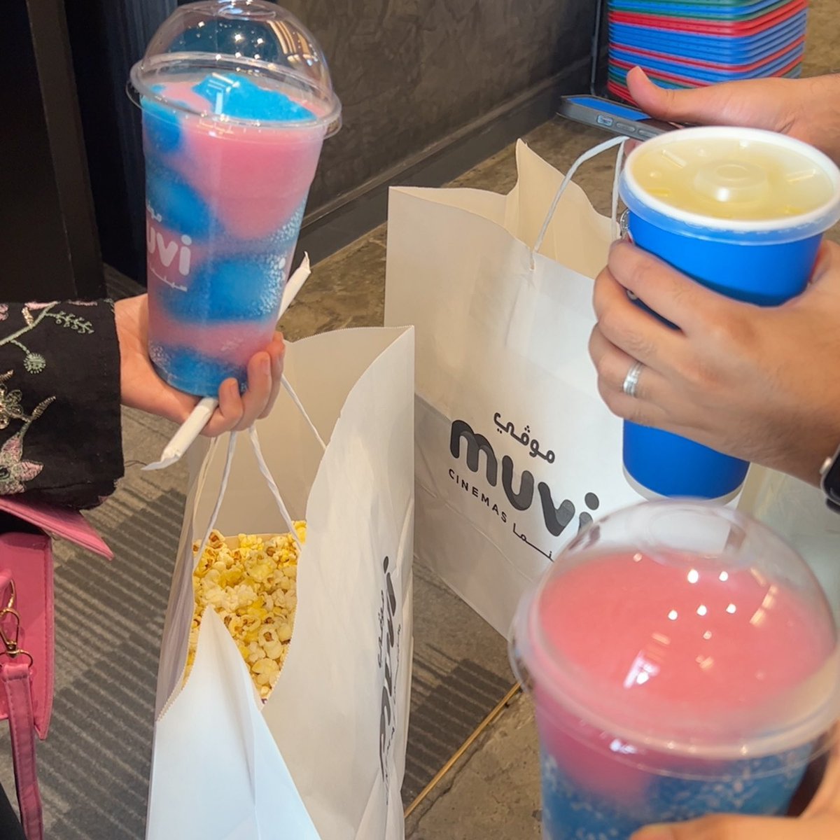 shiixlu's tweet photo. 🍿🎞️ https://t.co/YYgkisWQlf
