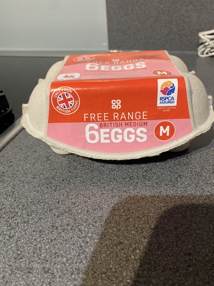 basslady's tweet photo. Geggs #geggs https://t.co/yAFNVUnlk8