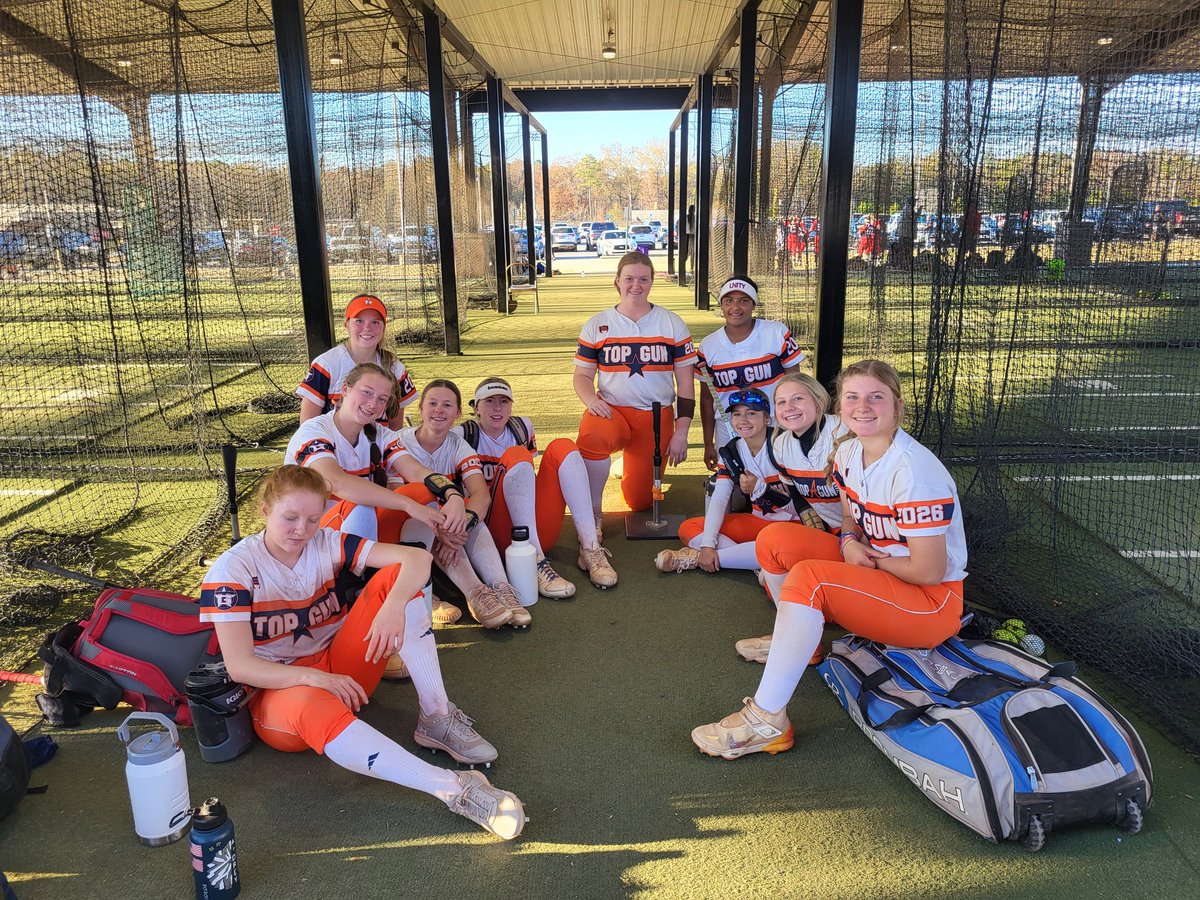 Game 2 vs Blue Angels Rappa 16u Highlights @bethanyroper03 2-2 2 singles @EmmaKing2025 1-2 1 dbl @00_ryno 1-2 1 RBI @bethanyroper03 3 IP 0R 2H 5Ks 1-1 on the day with game 3 @ 5pm!!! Let's go!!