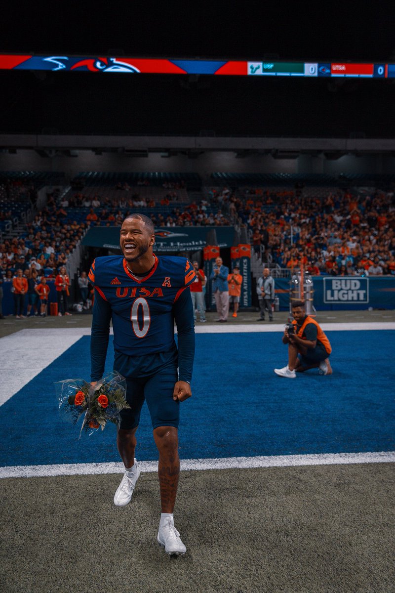 thefrankharris's tweet photo. SAN ANTONIO…. I LOVE YOU FOREVER!!!🫶🏾🫶🏾🫶🏾 https://t.co/MCliKQ8p8e