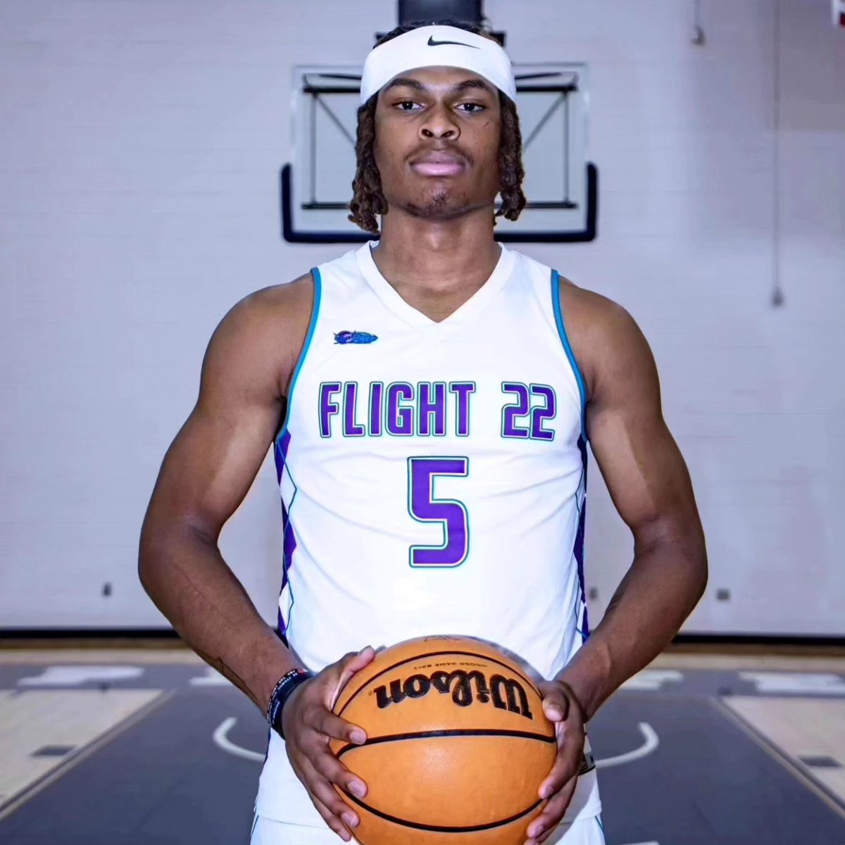 Flight22bball tweet picture