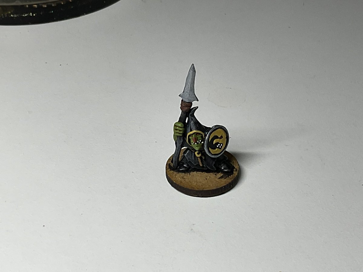 wargamesodyssey's tweet photo. Tonight I have been mainly experimenting with a colour scheme for my goblins for #AdvancedHeroquest
Need to sort the spear shaft and add a black wash on the metal https://t.co/Ven5XuB4jC