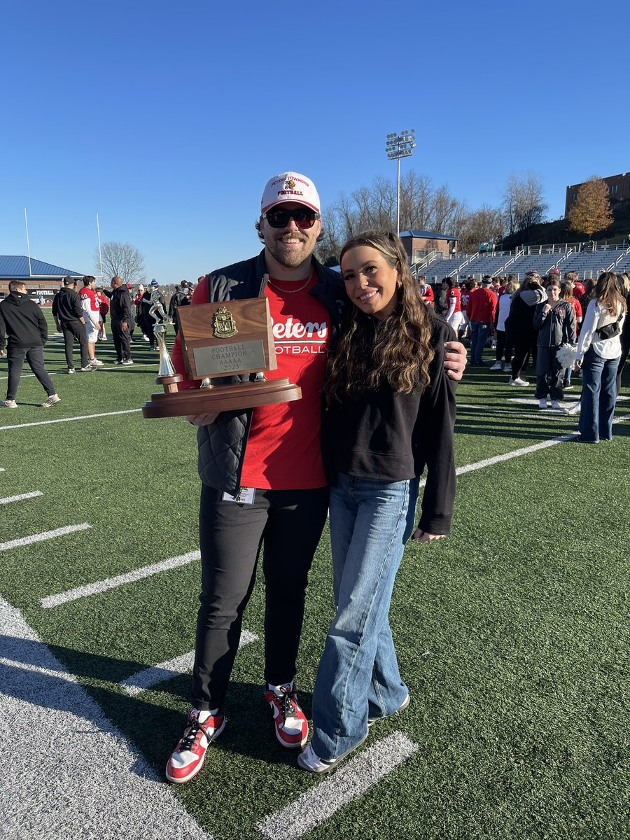 scorpioqweenbby's tweet photo. @WPIAL_Insider Out hereeeeee https://t.co/RoxmChcoBw