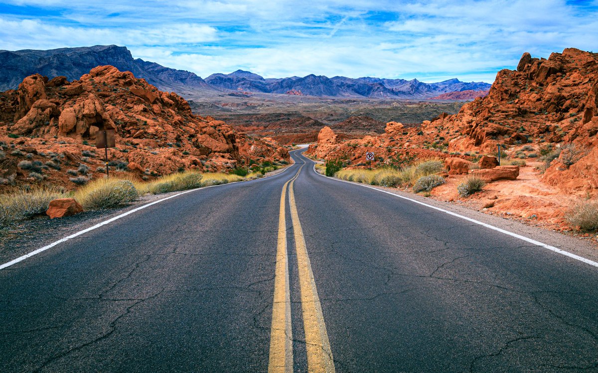 YourTrashDad's tweet photo. Here I come post trip depression. Any one else experience this on the way home?
#LasVegasGP #nature #NaturePhotography #NatureLover #landscape #landscapephotography #photography #photographer #PhotographyIsArt #photographylovers https://t.co/R0zeb096bJ