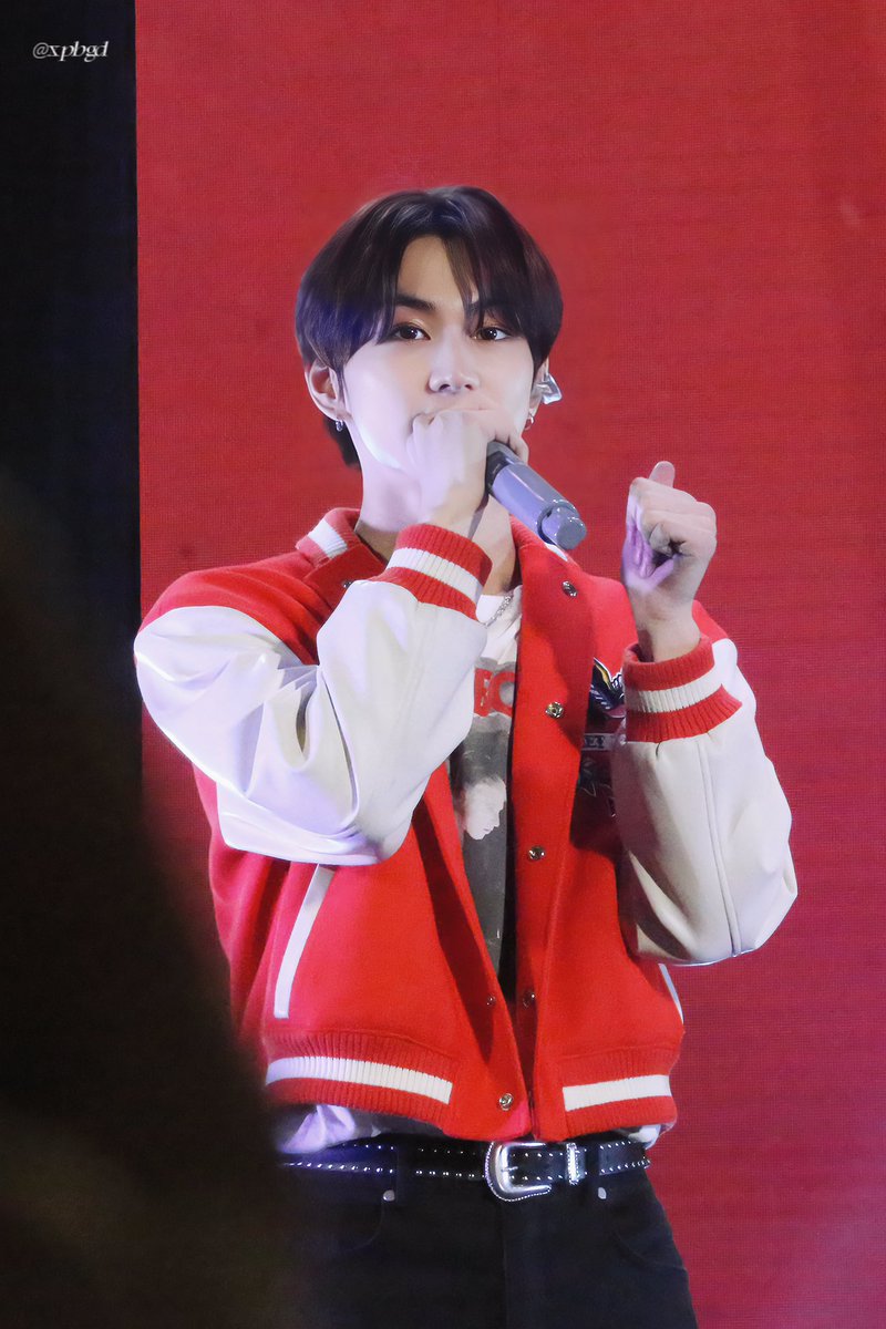 xpbgdbgd's tweet photo. 231118 롯데월드
#엔하이픈 #ENHYPEN #양정원 #정원 https://t.co/3RifbZgbPx