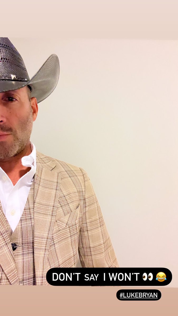 Say I won’t tonight to bring <a href="/lukebryan/">Luke Bryan</a> on stage at this  Save The Musicians benefit   

Say. I. Won’t. 😂