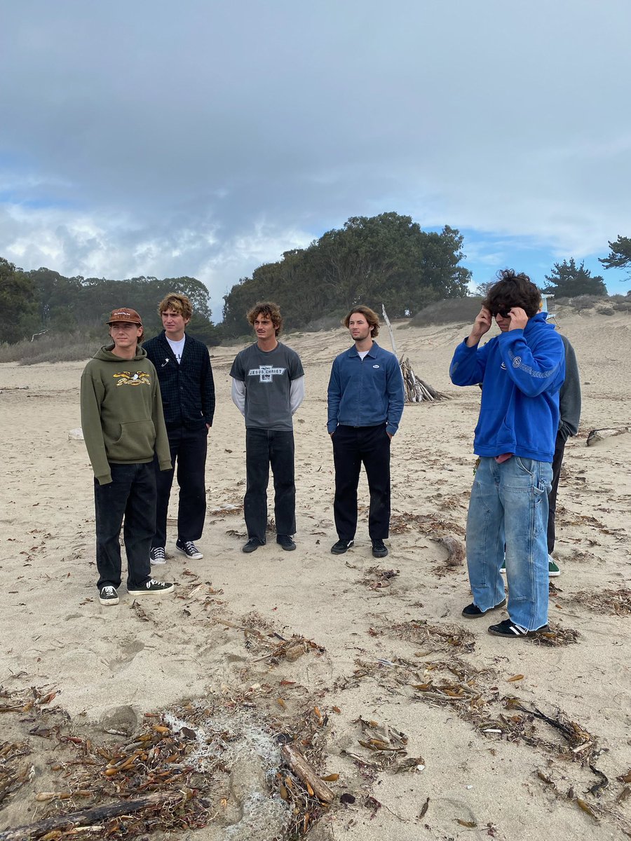 SunRoomBand's tweet photo. SANTA CRUZ TONIGHT!! Gonna be a super sick one🤝🤝still a few tickets at the door https://t.co/J86ZCpys26 https://t.co/SLZQSMdpxY