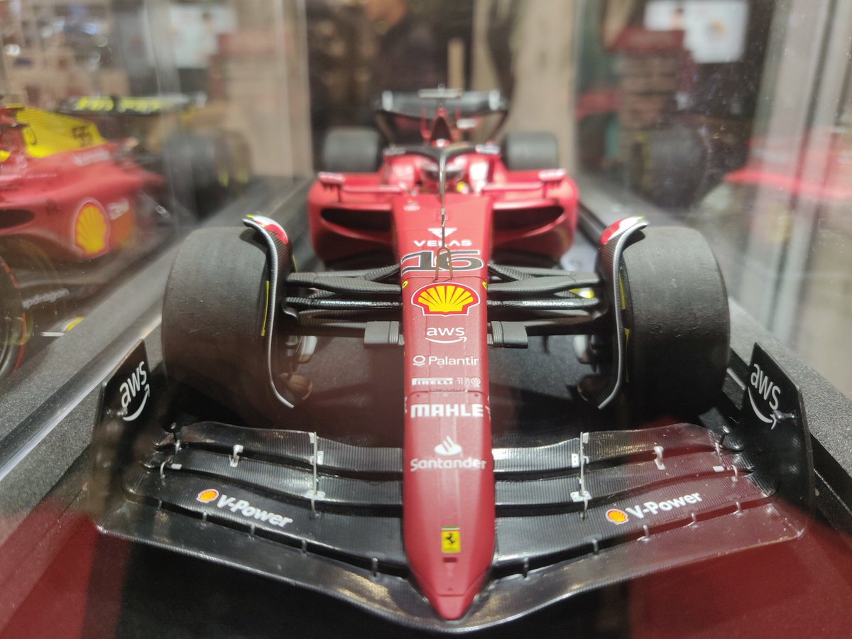 FerrariFM's tweet image. #Ferrari #F1 #Looksmart 1/18 🥰 - @Salon_EpoquAuto 2023
📷 @FerrariFM 
#Epoquauto #Epoquauto2023 #LasVegasGP
