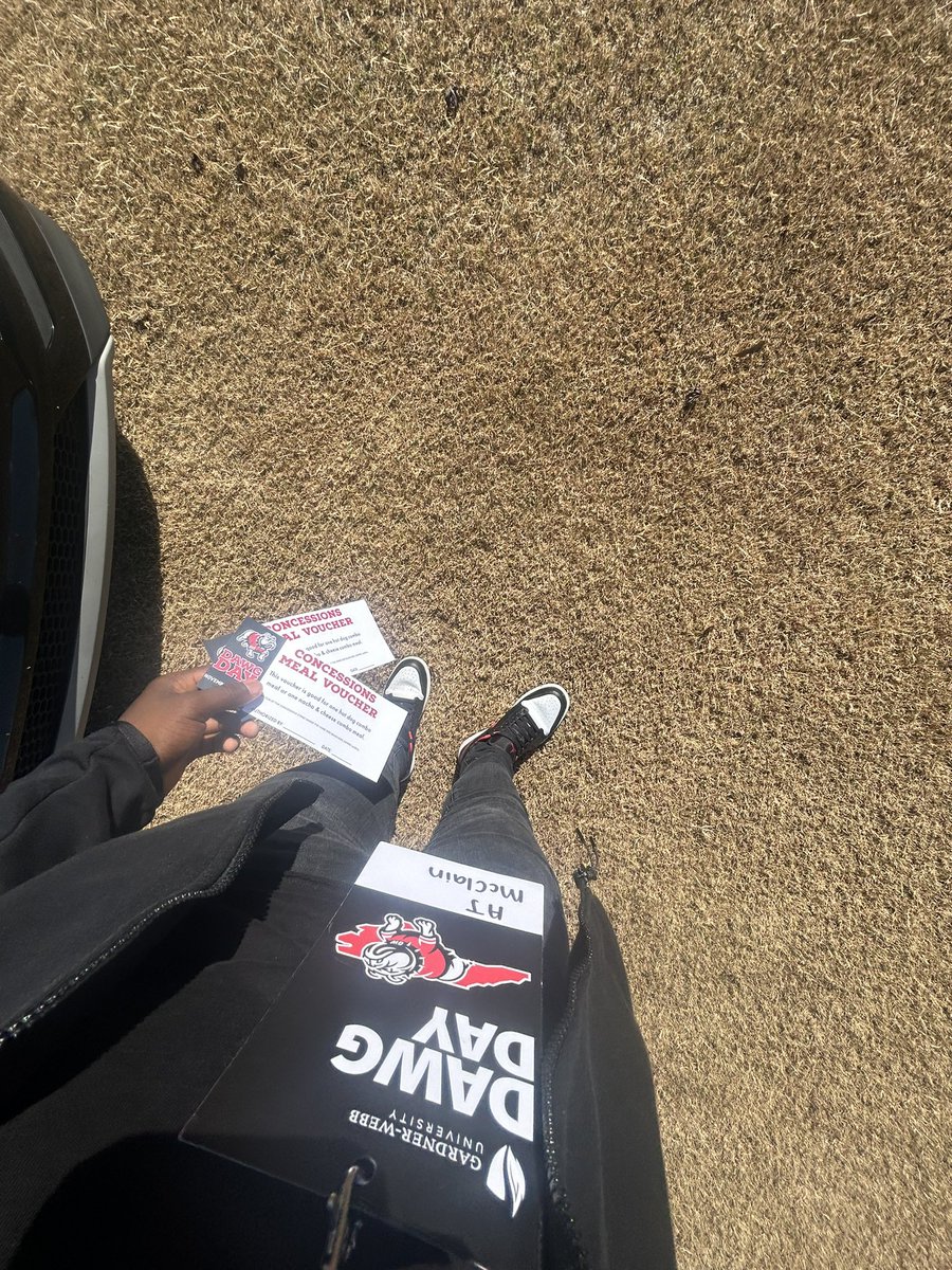 mcclainaj10's tweet photo. I had an amazing time at the Gardner Webb vs Charleston Southern game thanks to @GWURecruiting @GWUFootball for making this possible!! #GODAWG @CoachTreyBrice @QBHitList @HawkMgmt ✝️✝️ https://t.co/tOw39hTEfw
