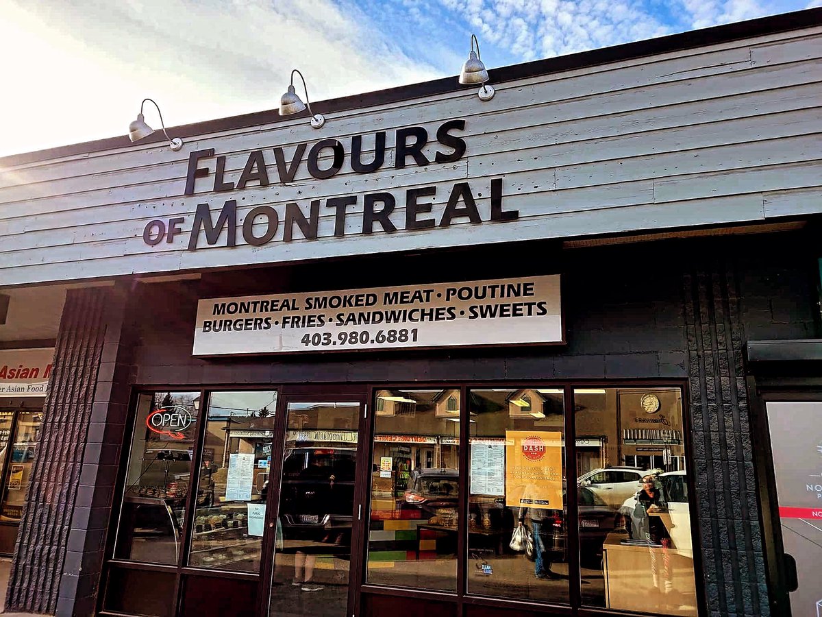 AirdrieThunder's tweet photo. Thank you #flavoursofmontreal for feeding the squad tonight on their journey up to Ponoka!
https://t.co/DWBaVck9i6 https://t.co/X3e6sQy4yM