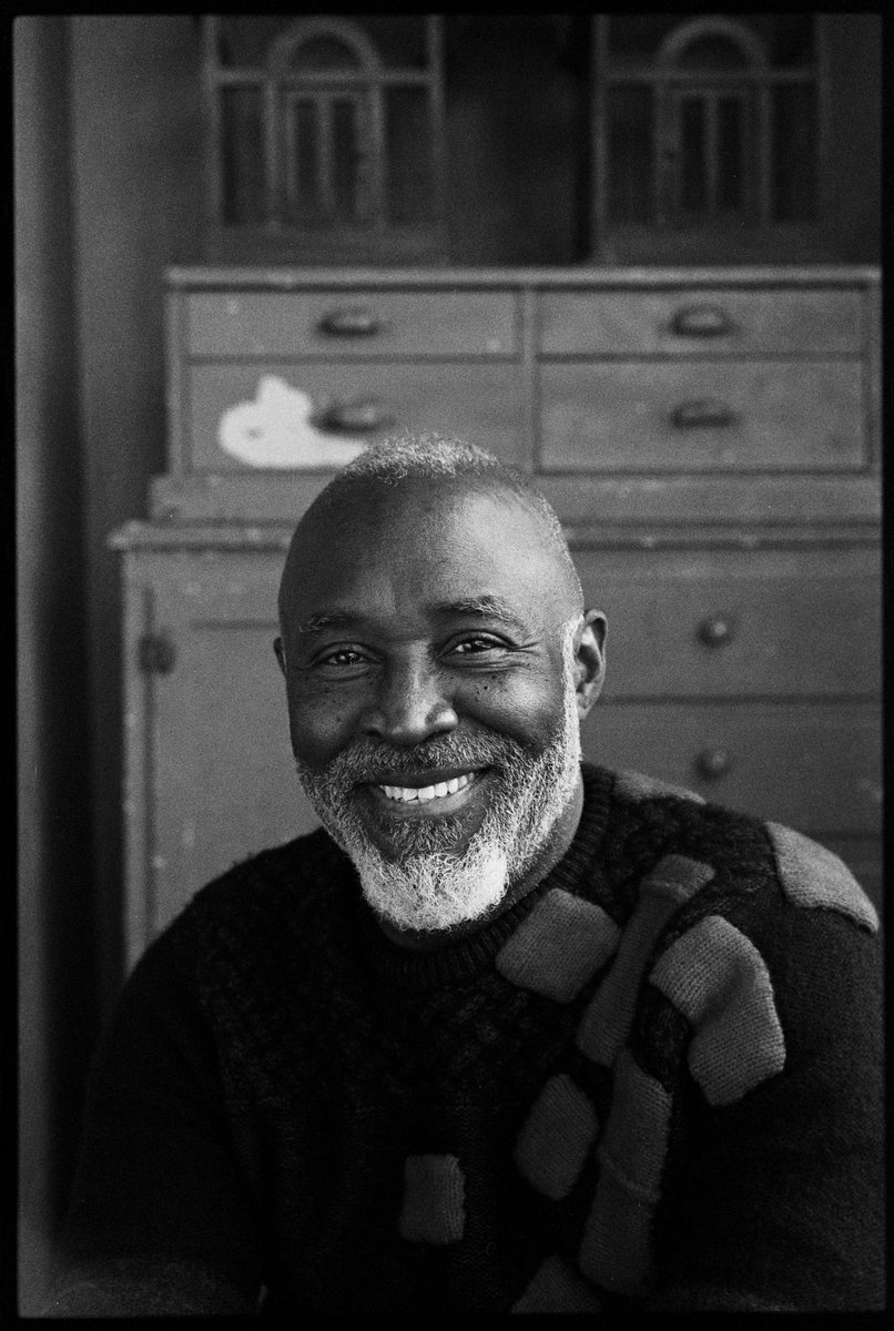 NOLIS's tweet image. Portraits from a previous editorial that i didn’t develop in time 😅 #leicam6 #tmax400