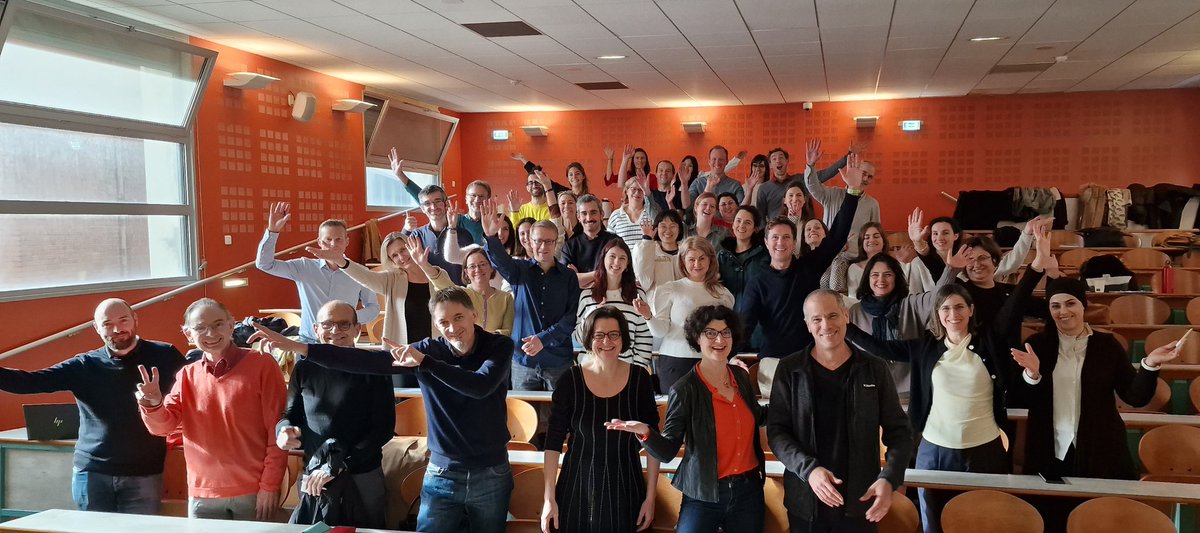PyrinWorkshop's tweet photo. The participants shared a very beautiful energy around diseases involving pyrine! There is still much to discover to improve their understanding and treatment in all countries! #Pyrin #FMF #colchicine https://t.co/0LS6JUtg80