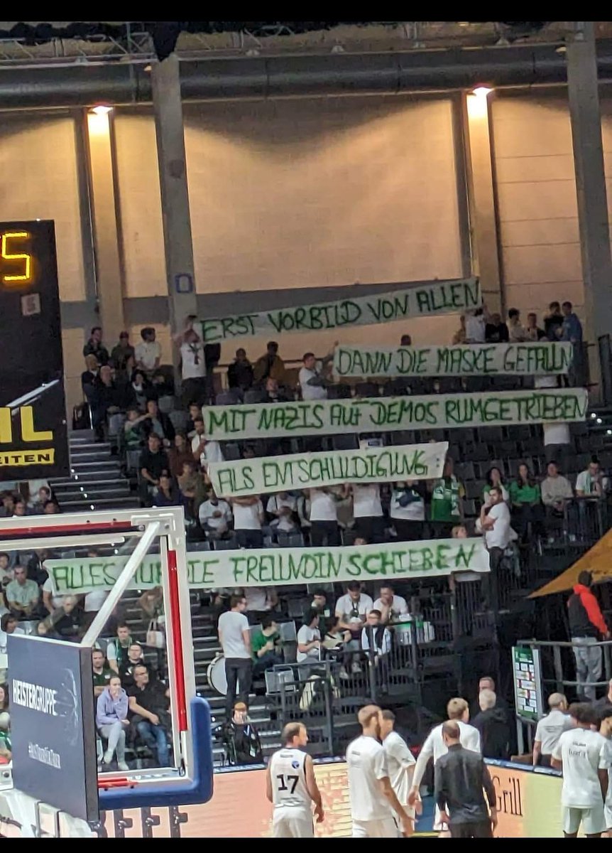 Trier bleibt stabil. #ProABaby #ProA #Saibou

Foto: Marcel Weyers
cc <a href="/CourtsideProA/">Courtside ProA</a>