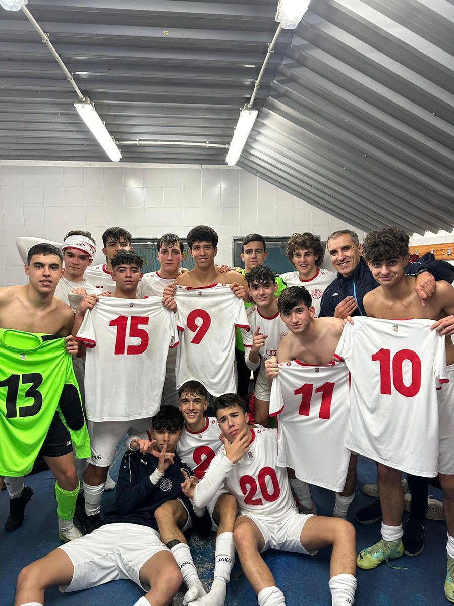 cdHergar's tweet photo. Imparables:

@CDNavega B 1️⃣
#JuvenilA 3️⃣

#VamosHergar #TodoAlRojo https://t.co/5QfhDvhmG5