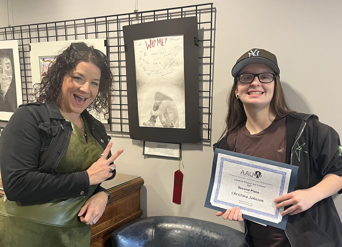 HBolensArtClass's tweet photo. My student took 1st place for the Listen to Women art competition for the #AAUW and someone is interested in buying her 2nd entry. Former student re-entered her work from last year and took 2nd place.  + an honorable mention for another student. #proudArtTeacher #ArtAwards https://t.co/kV1JQ4fOUT