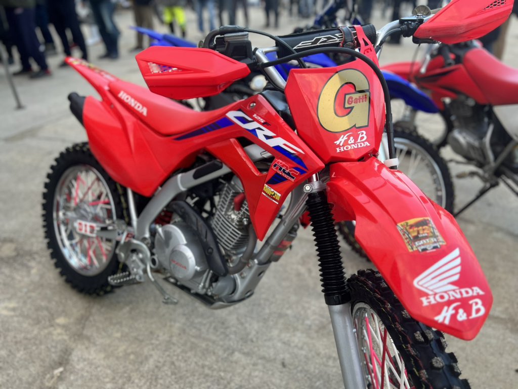 HENSHUMAN's tweet image. Happy Fun Offroad meeting 秋の大会
早朝より多くの方々が受付されてます👍

#HappyFun #秋の大会
#ハッピーファンオフロードミーティング
#YOUオフロードスクール
#小川友幸 #黒山健一
#プラザ阪下
#ハッピーボンボンプラネット
#ホンダビジネス大阪