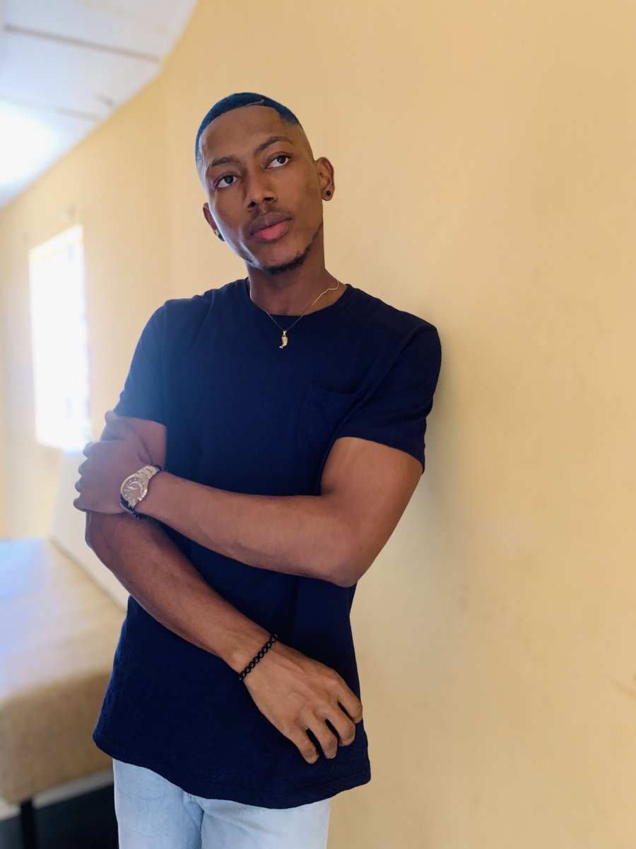 KamaraDalil's tweet photo. STOP OVERPLAYING YOUR ROLE. DEAL WITH PEOPLE HOW THEY DEAL WITH YOU, HARDLY, BARELY AND ACCORDINGLY.. 😎🤍

#FreePalestine #dalil4houseofstars #teamcebrityphotographer #dalil #houseofstars https://t.co/JUwA9Y1iXO