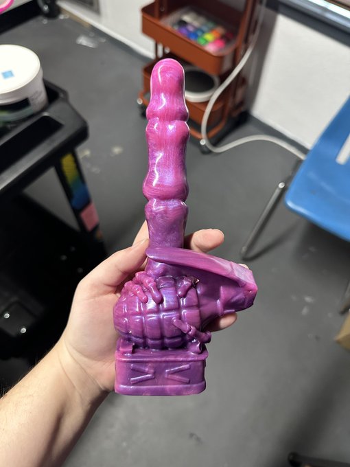 Oh heck, I forgot to share more of the dildos I poured on here!! Check out these beauties that I poured<a href="/tag/mvsales"class="tags"><span>#mvsales</span></a>