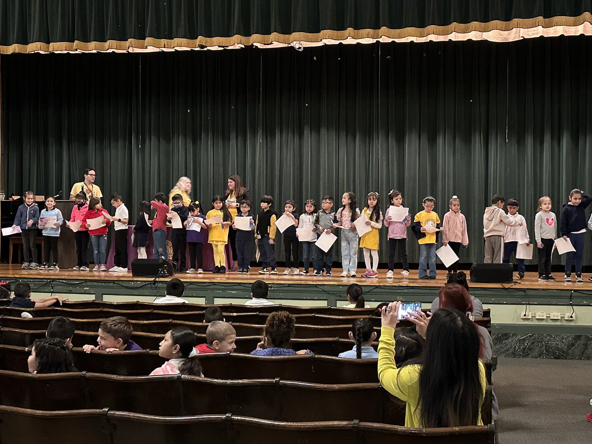 Claudia Guerrero tweet media