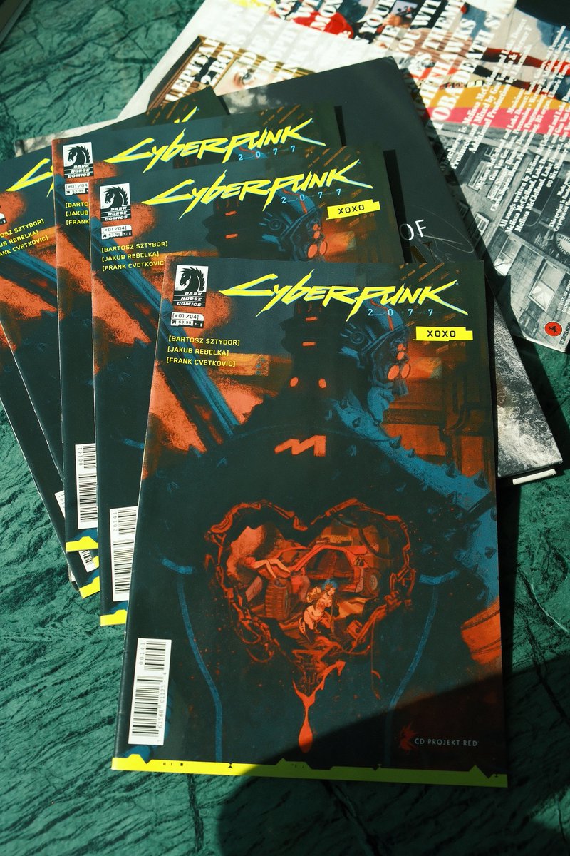 Get the books of Cyberpunk 2077:XOXO Vol.1 this morning！Variant cover by myself. Written by @sztybor_writes and inner art by Jakub Rebelka. You guys are amazing. Thanks @DarkHorseComics for having me,and thanks to all the creators here