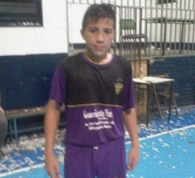 te extraño con todo mi corazón ahre re boluda