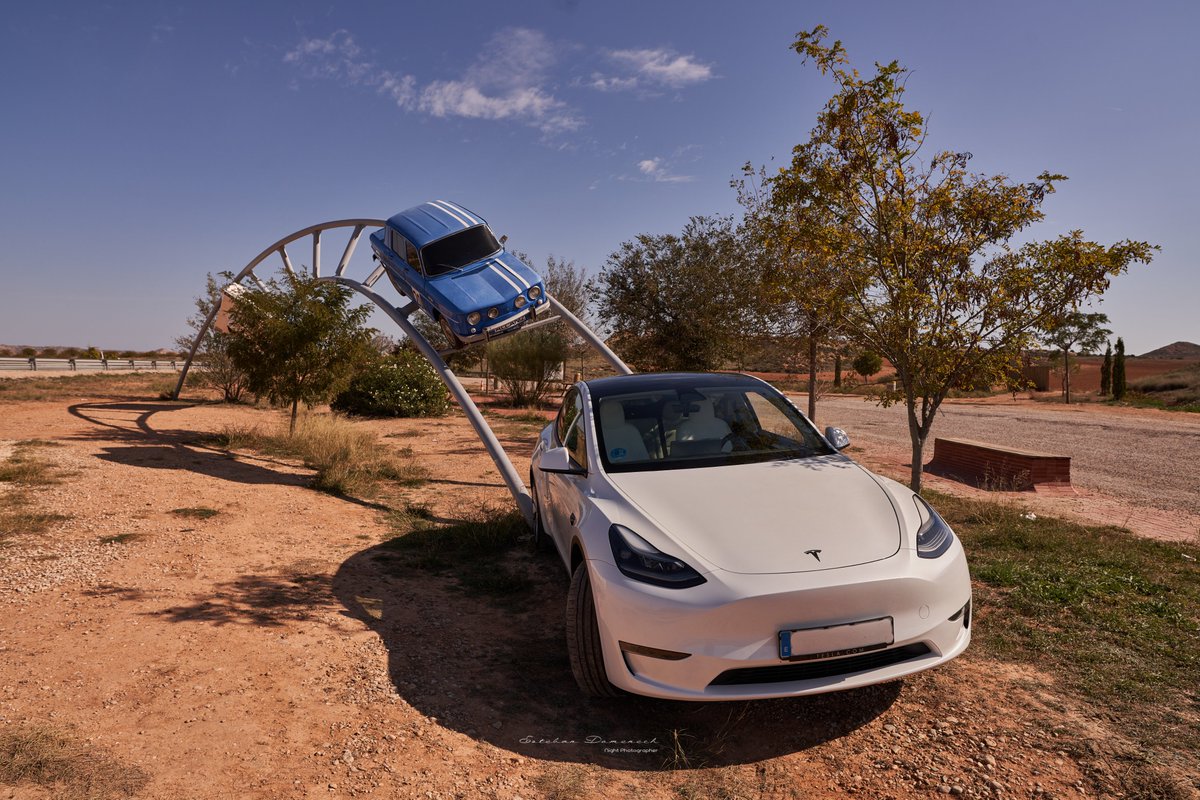 EstebanDomnech's tweet photo. Evolution
#tesla #r8 https://t.co/3QFXeVhL2E