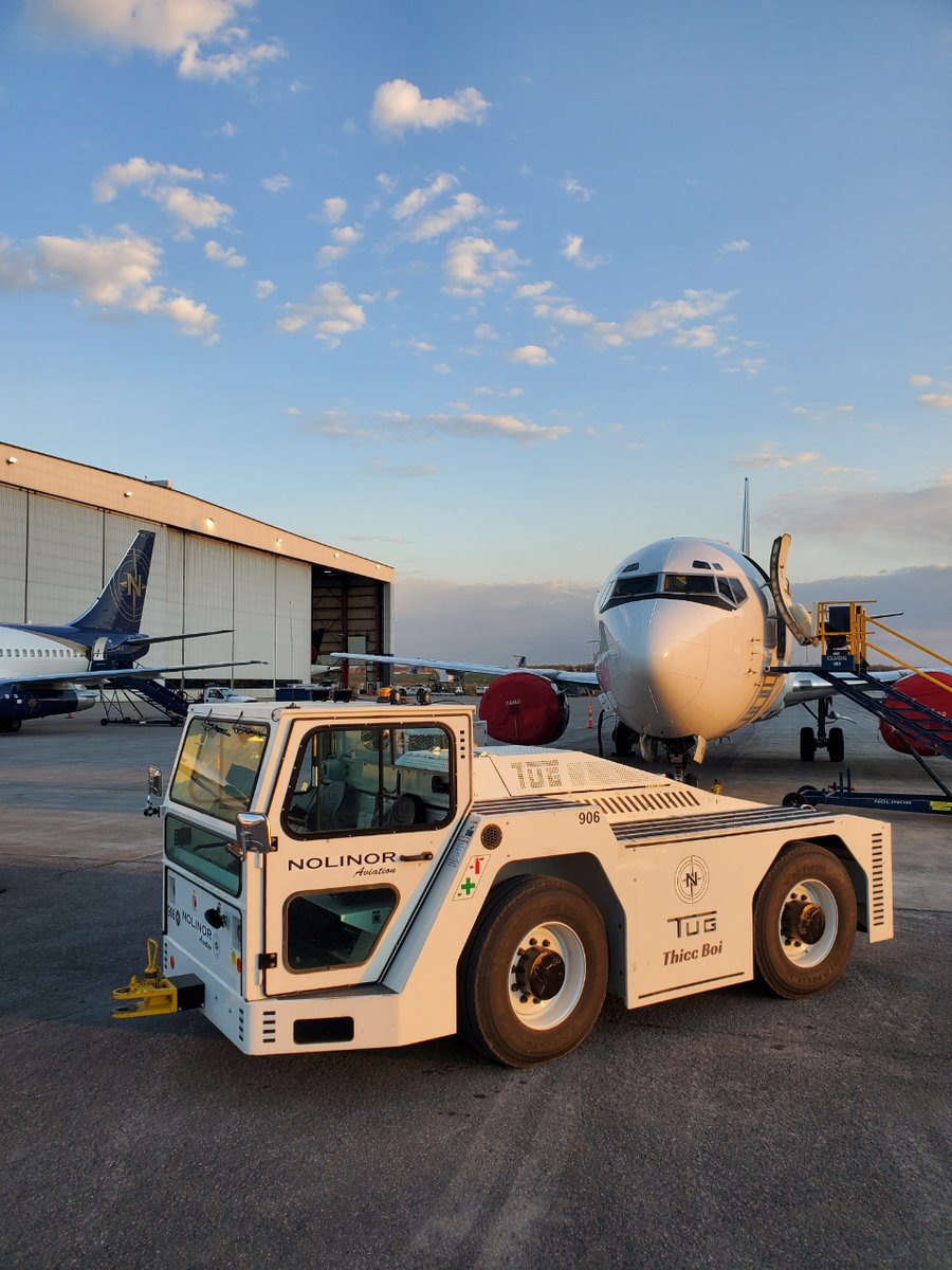 nolinoraviation's tweet image. Thicc Boi - the driving force that propels aircraft to new horizons! ✈️

#Thiccboi #pushbackpower #pushback #ReadyForTakeoff