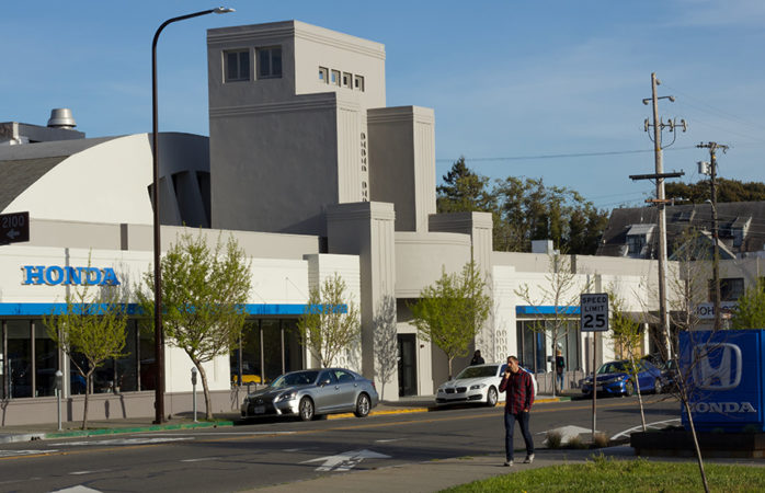 Berkeley_Honda's tweet photo. Wanna test drive a car today?
Take a look at what's on the lot and head on down!
https://t.co/VzPQh3H5XA
#BerkeleyHonda #BerkeleyAutoCenter #usedcars #newcarsales #Berkeley https://t.co/Ab4LWEDlyO