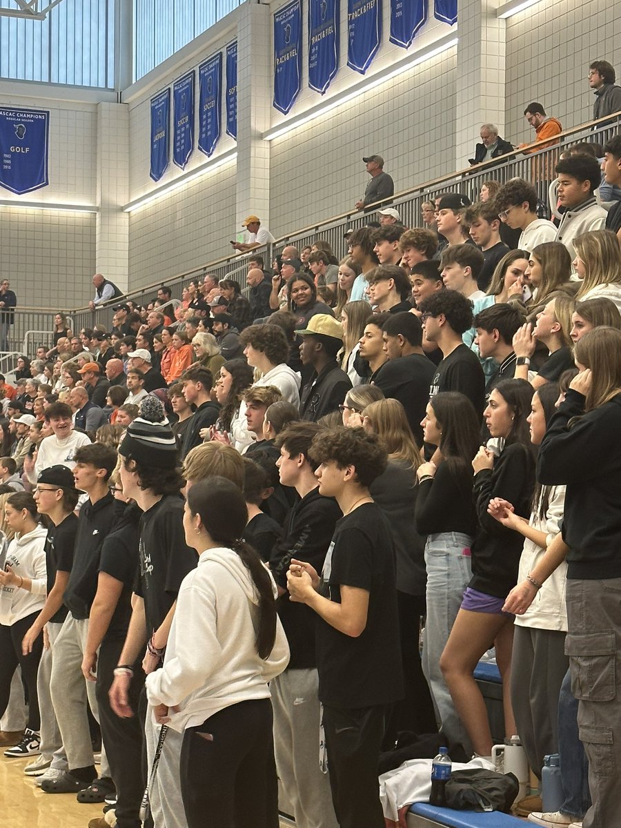 On the the fifth game!  Let’s go Hawks!❤️