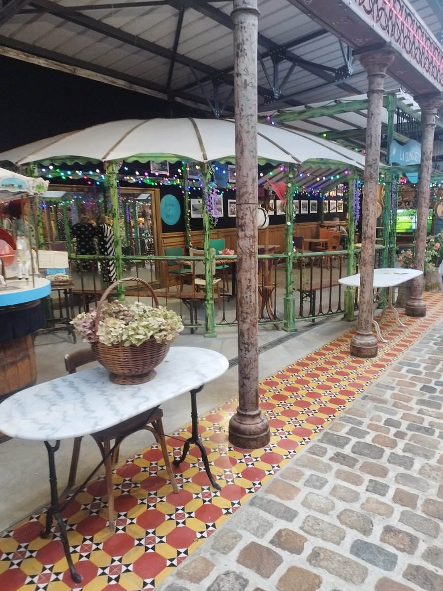 EarlCrechcariou's tweet image. Vue le temps 🌧️🌧️ petite sortie a plougonver (22) à la biscuiterie #MENOU  voir le musée des commerçants et s'approvisionner en gâteau breton et autres 😁 poke @SeverineAvisse  tu peux aller faire un tour 😉