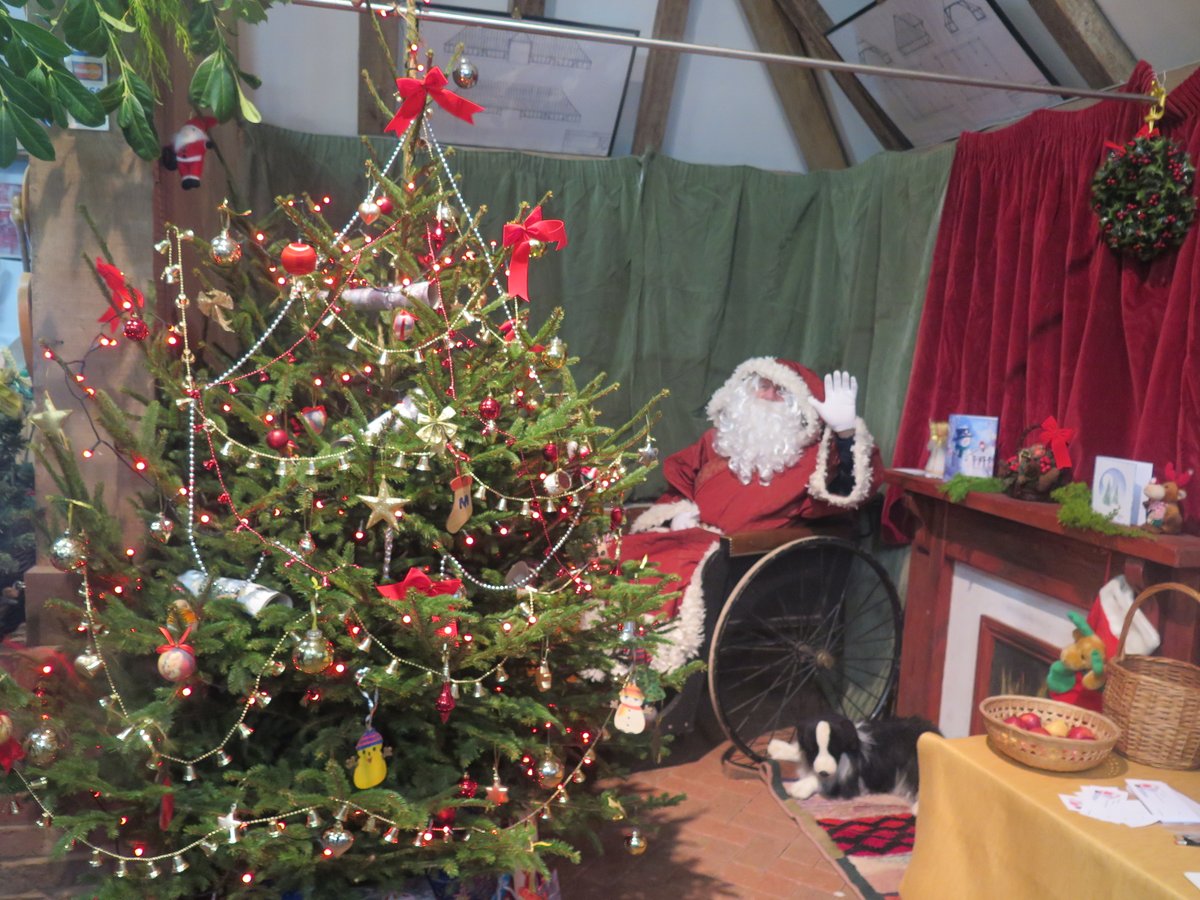 susanjcarey's tweet photo. The Elham Valley Line Trust is well worth a visit especially now with the Craft Fayre this weekend & next. Sellers include people from #Sellindge #Newington #MonksHorton & #Lyminge - all in the Eham Valley division I represent at Kent County Council. Good to see so many friends. https://t.co/iQy3ghoWBl