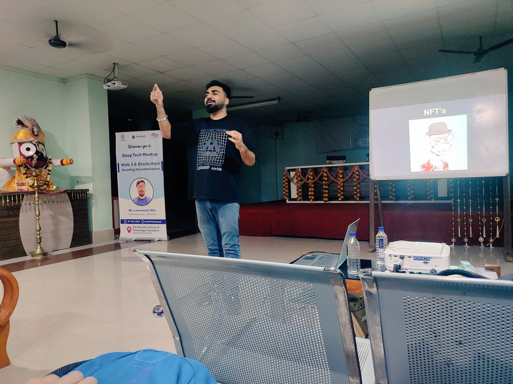 thesakibalam's tweet photo. 🚀Grateful for the opportunity to learn 👨🏻‍💻  about #Web3  🔗 with the OGs, @shardeum , @ogclubdao and @LoveneeshDhir at AIC Nalanda, Bhubaneswar. 
Special thanks to @federation_kiit for helping me attend this event.
🌐 #ProofOfCommunity #LearnWithOG #ShardeumEvent https://t.co/zbxpAICOKa