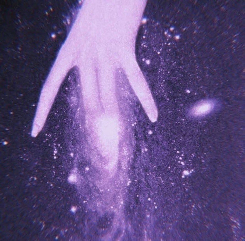 pyperxox's tweet photo. In a galaxy far far away 🌌 https://t.co/LV9P4H2ojP
