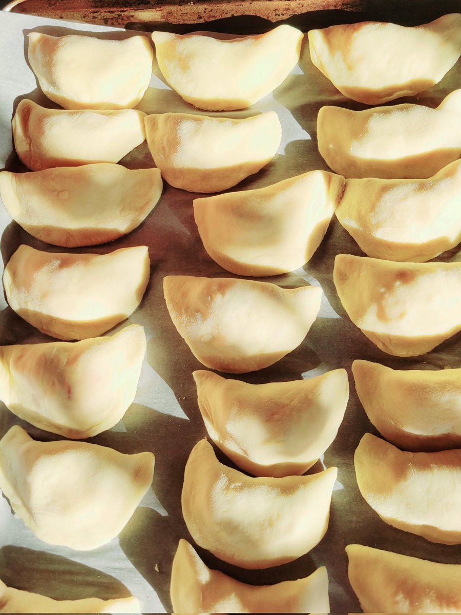 With us today in spirit <a href="/MichelleBailey1/">Michelle Bailey 🇨🇦🇺🇦🇵🇱</a> 🥔🥟

#perogyday #familycooking #perogy