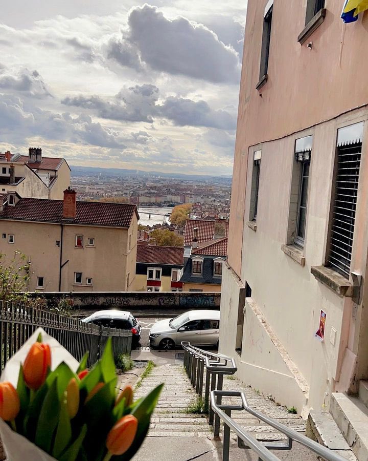 saradaebritz13's tweet photo. Mama in Lyon &amp; another win 🌸✨⚽️ https://t.co/Aimi9cEF48