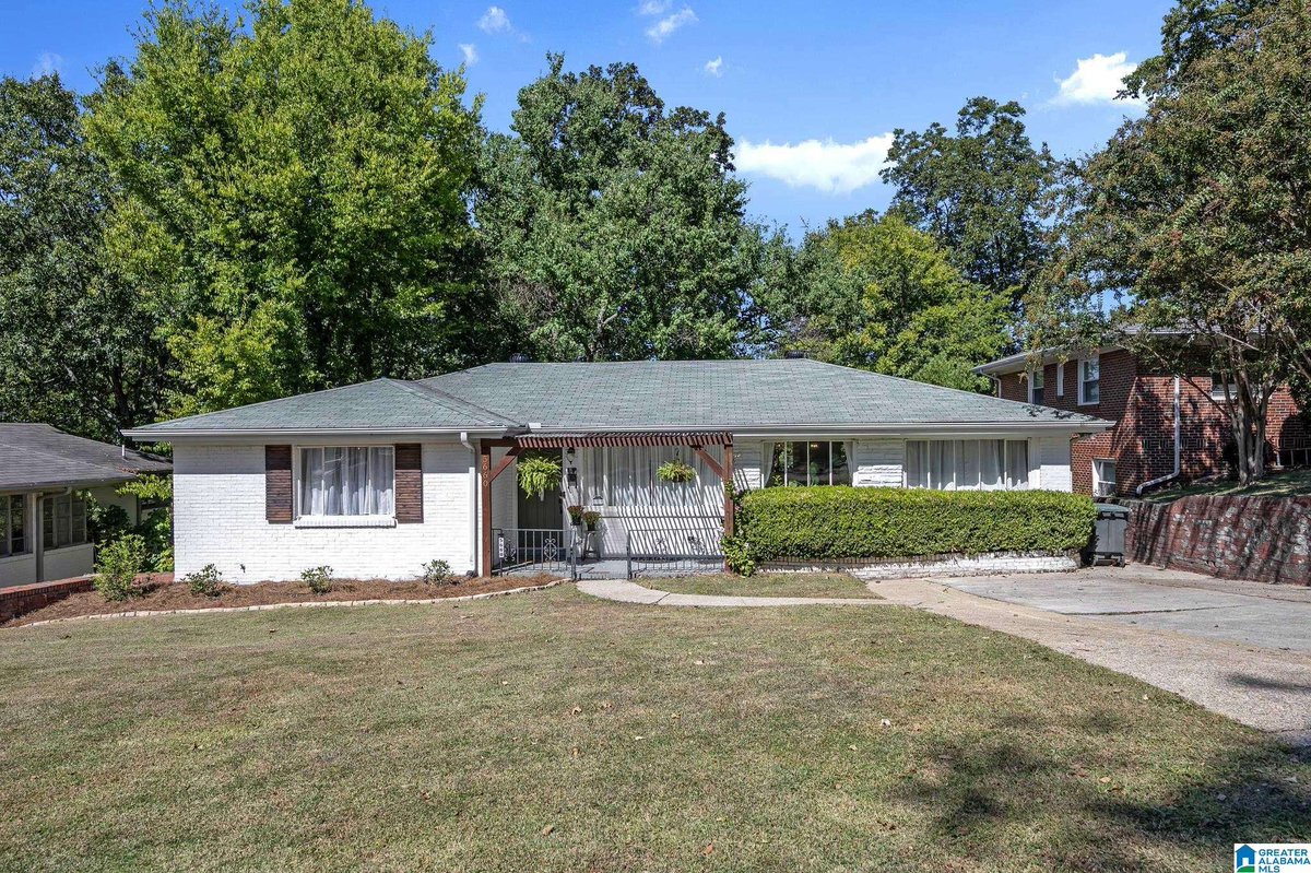 BrandonBridgmon's tweet photo. 5660 10TH AVENUE S, Birmingham, AL 35222 is now under contract.
See this listing and more on my website: https://t.co/bopSWIytFr https://t.co/ExmJWwhvKR