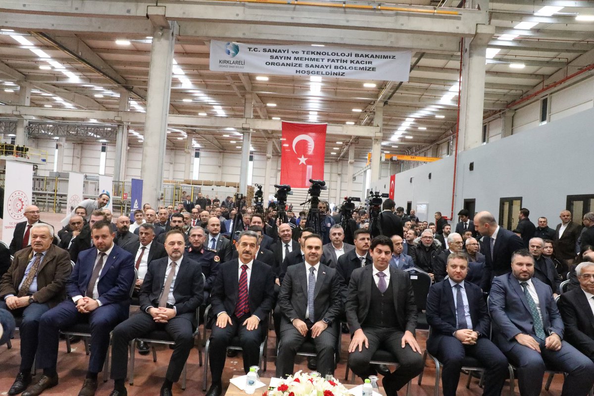 Yönetim Kurulu Başkanımız Soner Ilık, T.C. Sanayi ve Teknoloji Bakanı Mehmet Fatih Kacır’ın katılımı ile Kırklareli Organize Sanayi Bölgesi’nde yapılan “Toplu Açılış Töreni”ne katıldı. Ayrıntılar; kirklarelitso.org.tr/2023/11/18/yon… 'de. @SonerILIK @HakkOzsan