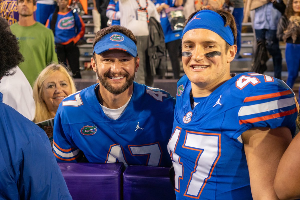 cpelic47's tweet photo. Go gators!!  🐊 🐊 https://t.co/JPqo8ku0hc